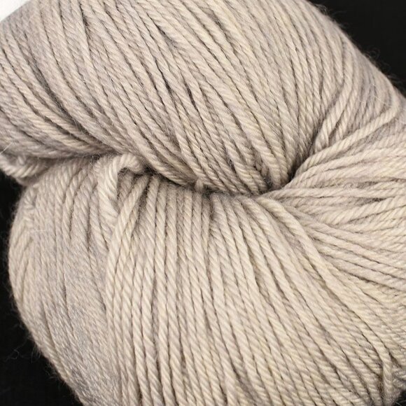 Plucky Knitter NIfty Yarn Merino Cashmere Nettle Hi-Ho Silver - Picture 2 of 3